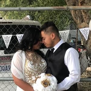 Meet your Posher, Cris sinay